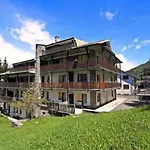 Chaberton & Hotel 4*
