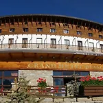 Hotel Chaberton & 4*