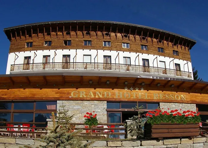 Hotel Chaberton & 4*