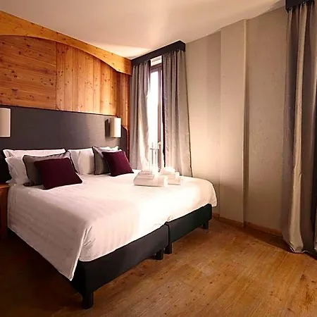 Chaberton & Hotel 4*