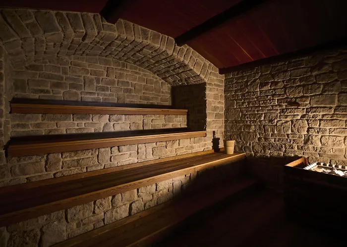 Hotel Chaberton & 4*